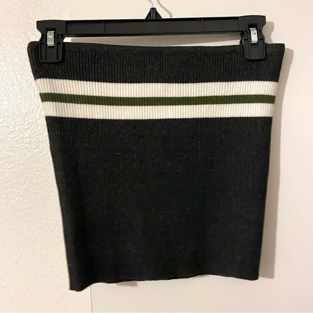Princess Polly Black Ribbed Strapless Crop Top with White & Olive Stripes - Picture 2 of 5